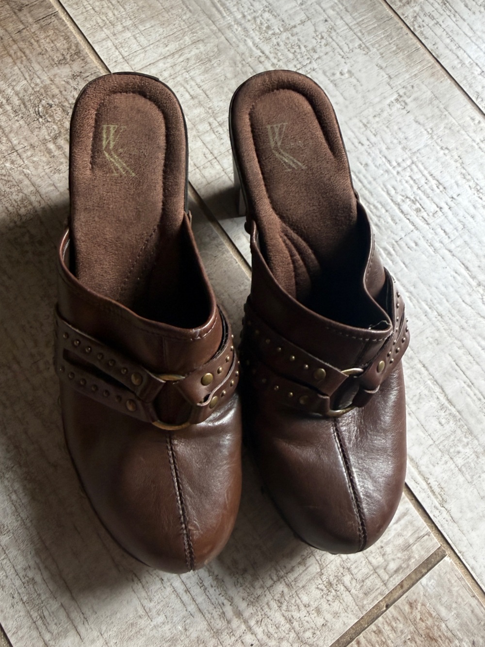 Leather White Mountain 8M Priscilla Mules
